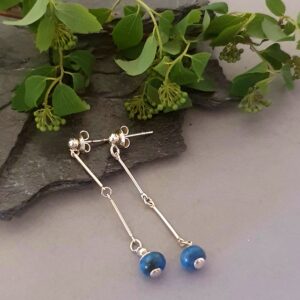 Długie kolczyki srebrne 925 z lapis lazuli – minimalistyczne, eleganckie, ręcznie robione