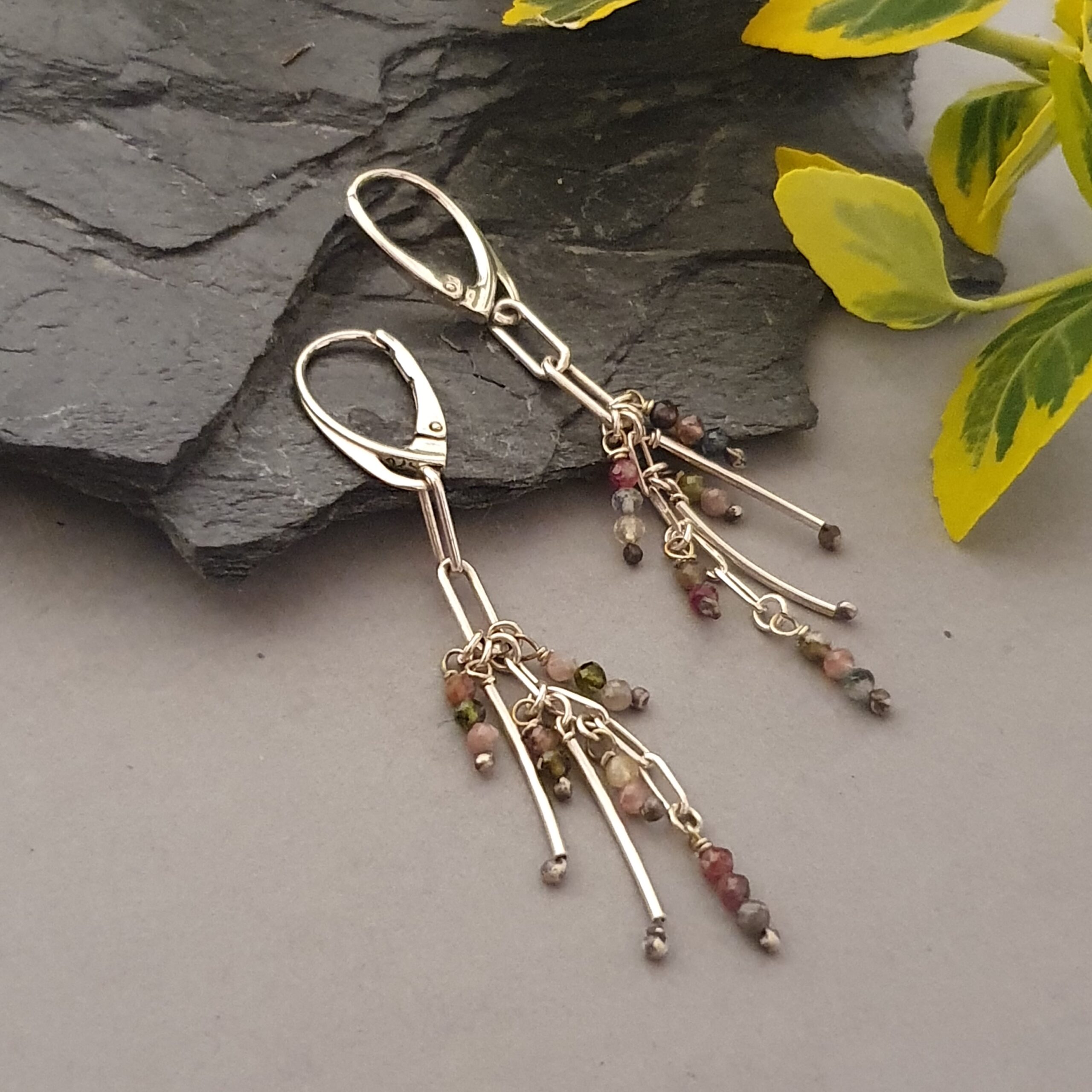 Artystyczne Kolczyki z Turmalinem i Srebrem 925 – Zwiewna, Ręcznie Robiona Biżuteria - obrazek 3
