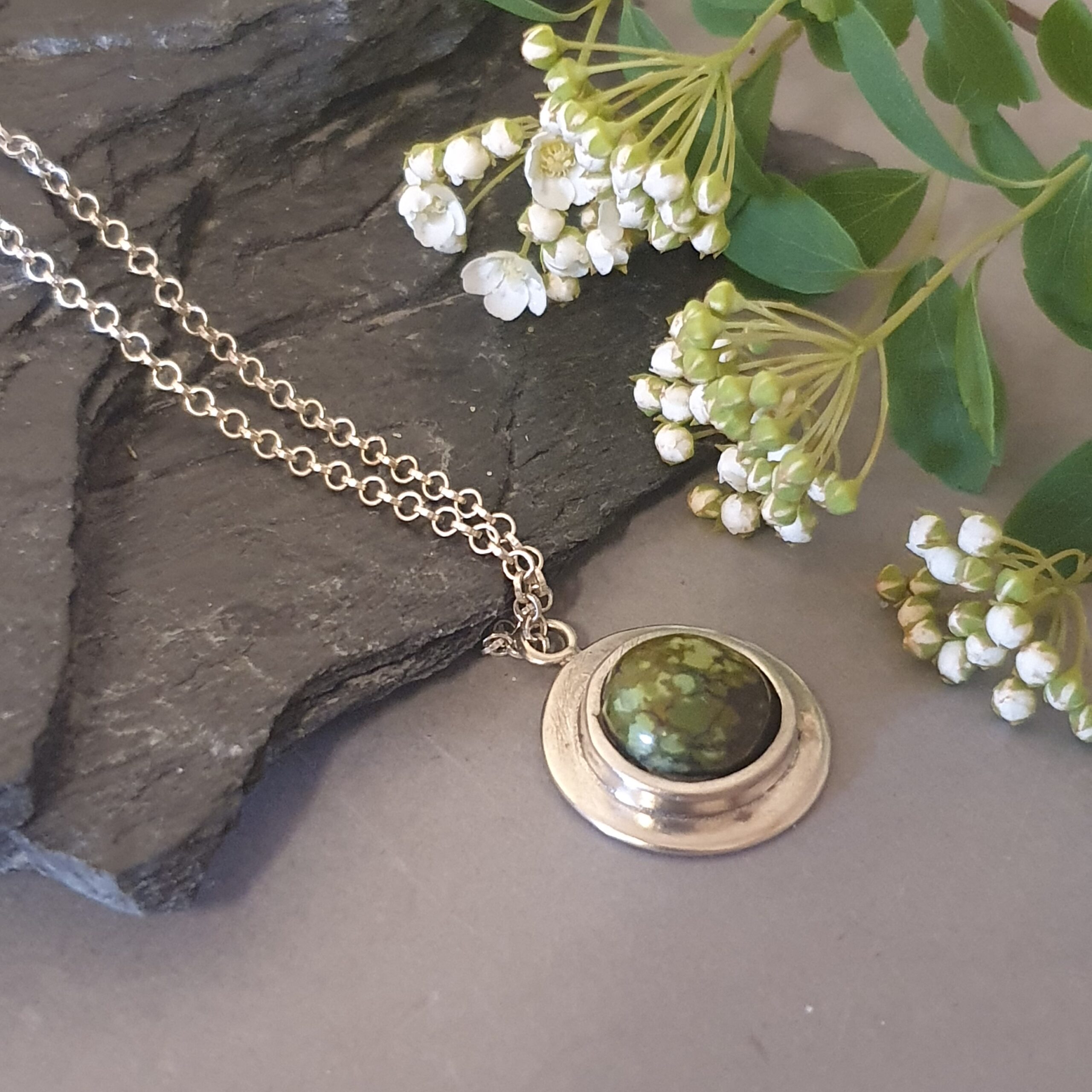 Srebrny naszyjnik 925 z tybetańskim turkusem – minimalistyczny wisior - obrazek 3