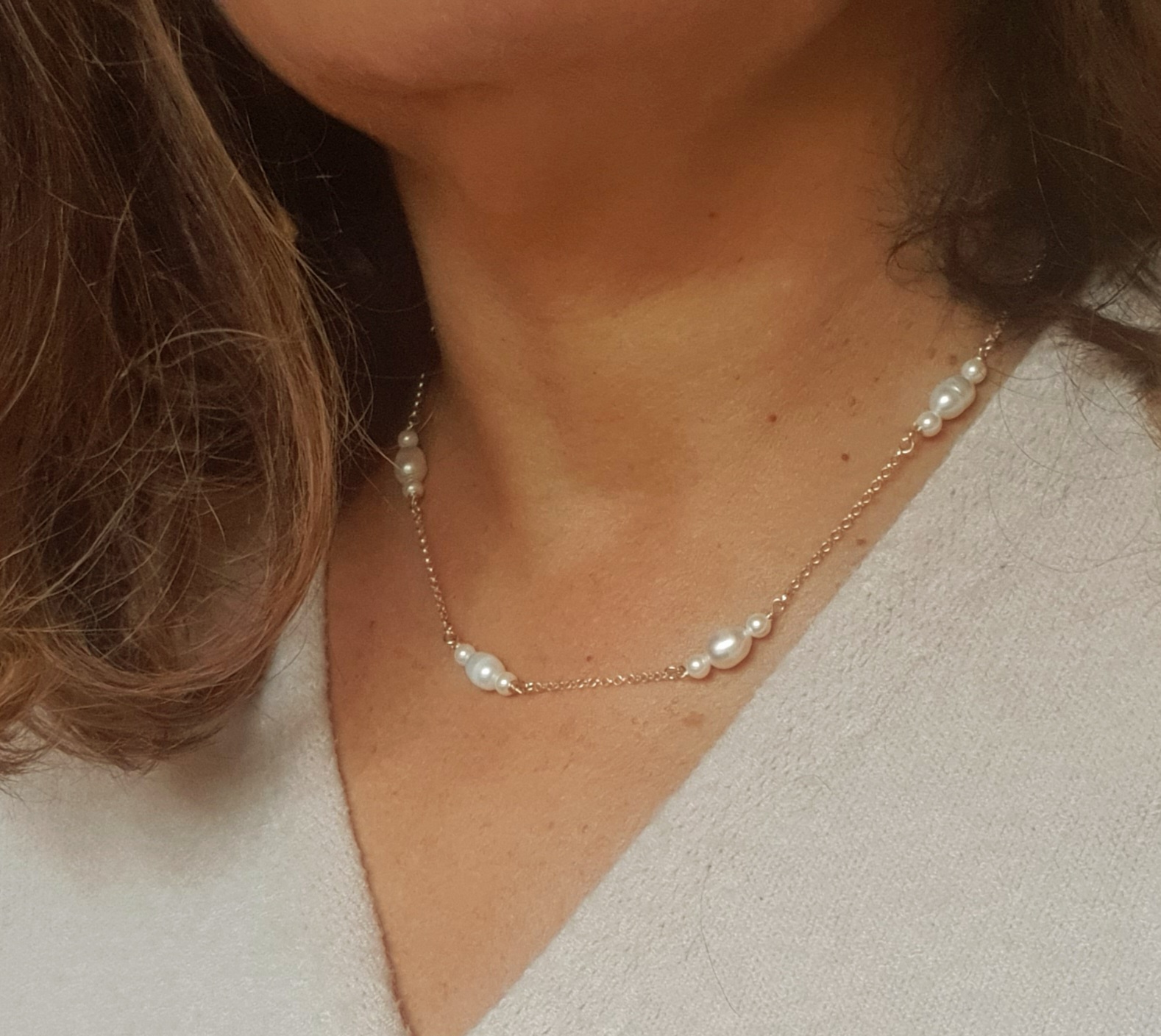 Naszyjnik ze srebra próby 925 z perłą słodkowodną, delikatny naszyjnik z perłą, minimalistyczny naszyjnik.