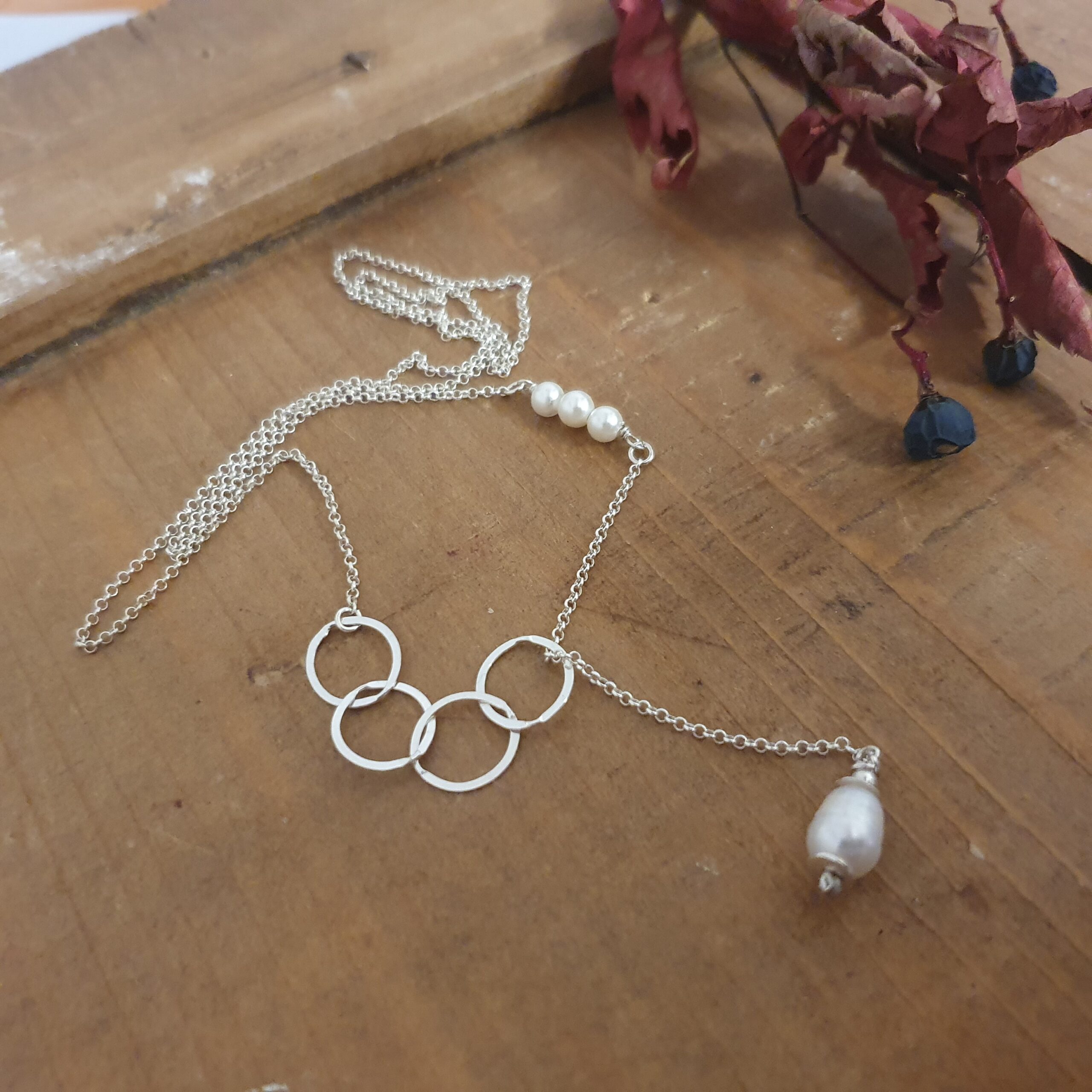 Srebrny naszyjnik lariat z perłą | Ruchomy, regulowany I Naszyjnik ze srebra próby 925 z perłą słodkowodną delikatny naszyjnik z perłą, minimalistyczny naszyjnik, naszyjnik z perłą. - obrazek 2