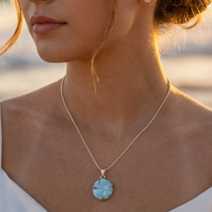 Minimalistyczny naszyjnik z larimarem – srebro próby 925, unikalna biżuteria handmade