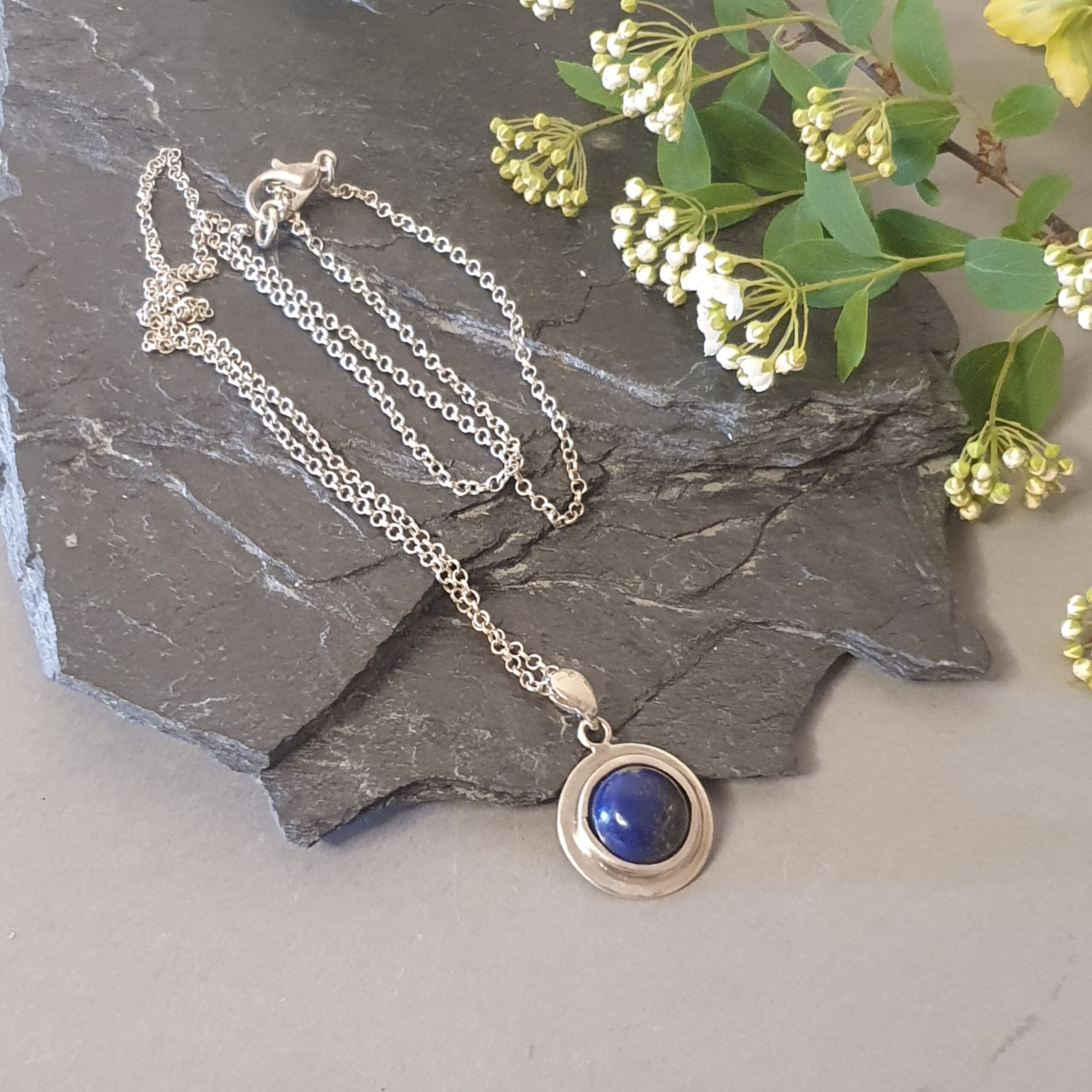 Srebrny naszyjnik 925 z lapisem lazuli – minimalistyczny wisior - obrazek 5