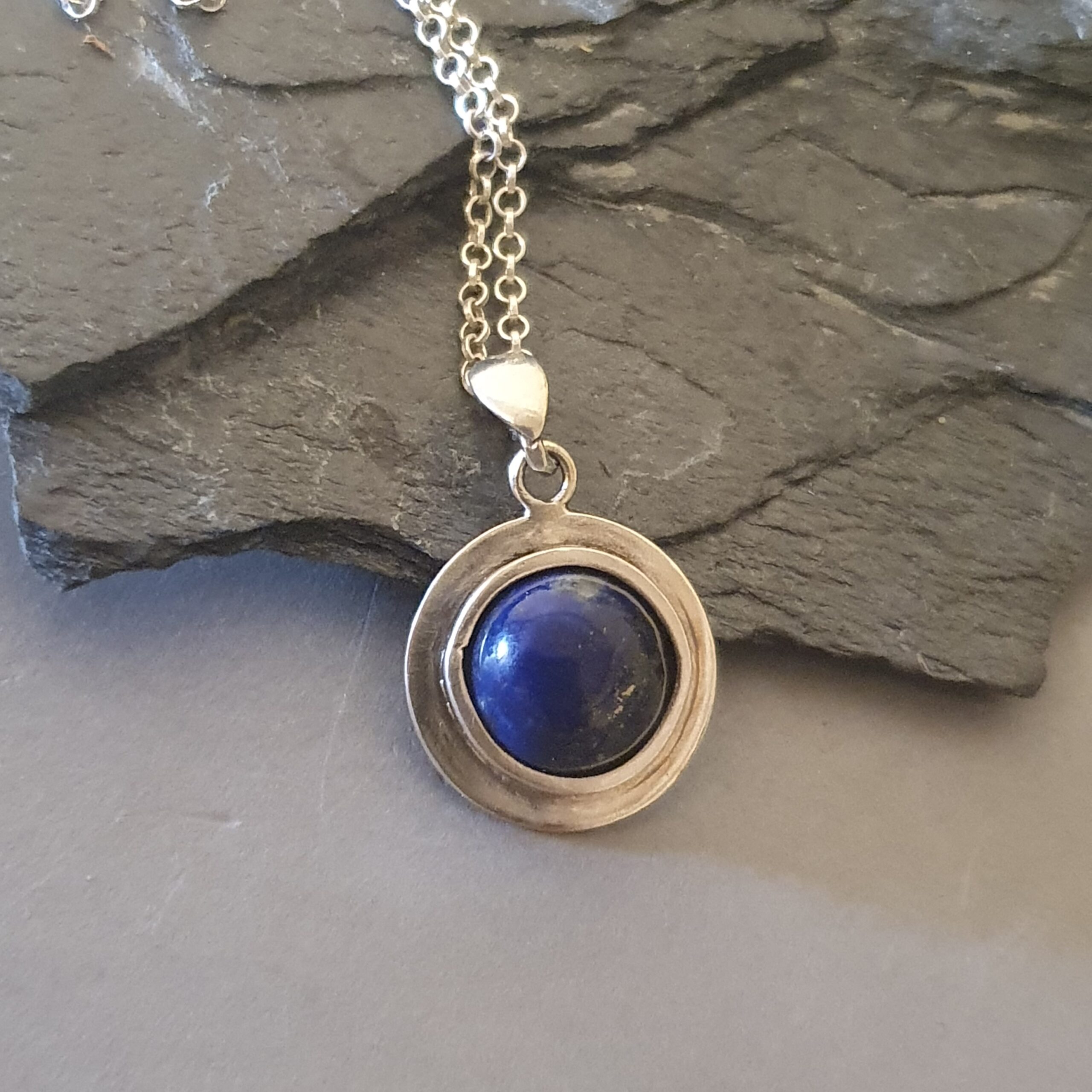 Srebrny naszyjnik 925 z lapisem lazuli – minimalistyczny wisior - obrazek 8