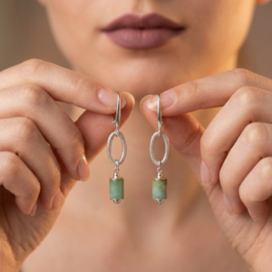 Srebrne 925 kolczyki z opalem peruwiańskim • Naturalny opal mięta • Kolczyki handmade prezent • Eleganckie kolczyki z kamieniem